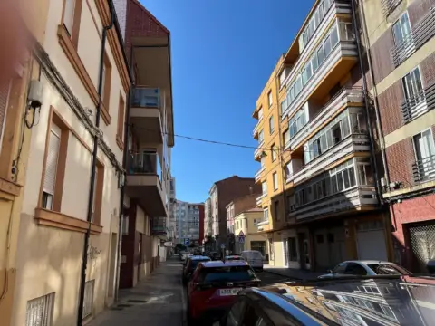 Casa en calle de Pérez Galdós